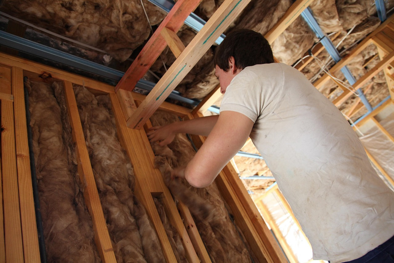 How Does Insulation Improve Home Energy Efficiency?